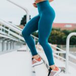 How women’s yoga pants got out into the streets